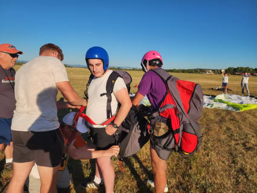  - Galerie Parachute Ados