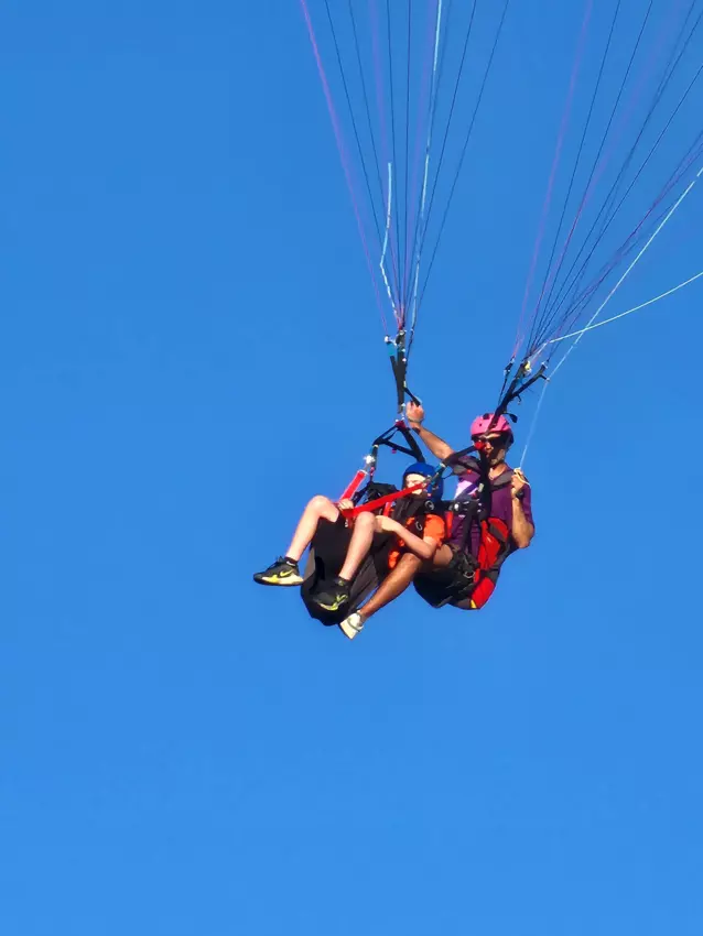  - Galerie Parachute Ados