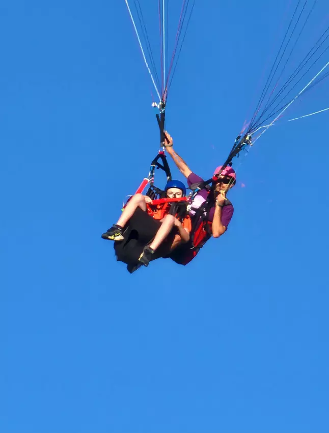  - Galerie Parachute Ados