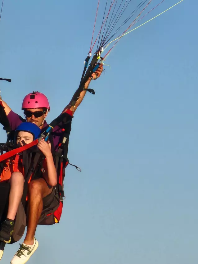  - Galerie Parachute Ados