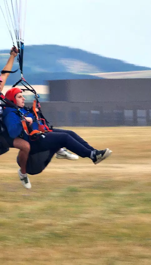  - Galerie Parachute Ados