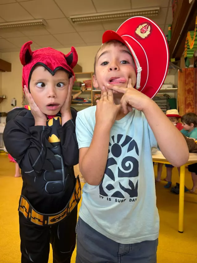  - Galerie JUILLET 2025 "pareil/pas pareil"