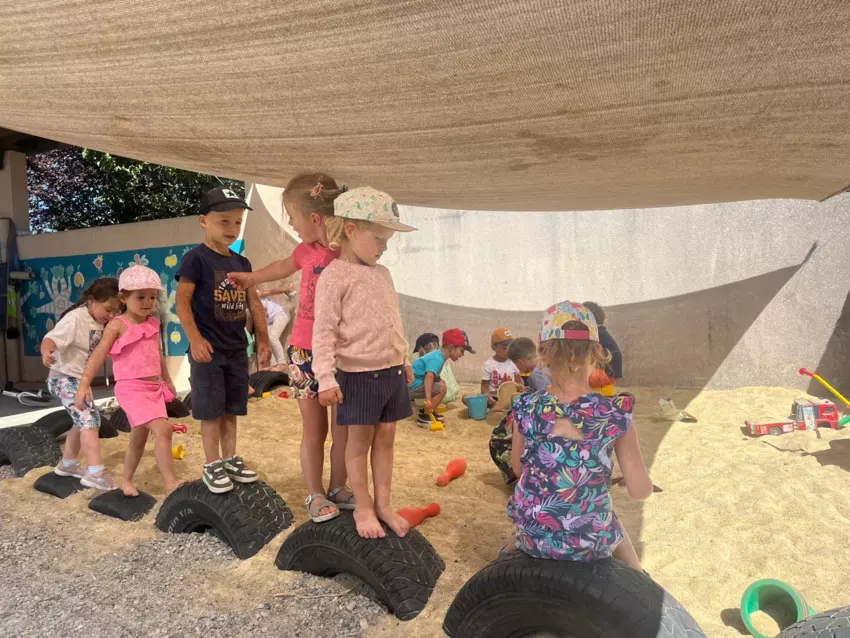  - Galerie JUILLET 2025 "pareil/pas pareil"