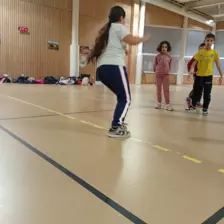 Centre de Vals Prés le Puy - Périscolaire - Galerie Break dance