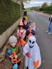 Centre de Velay Ouest (Loudes) - Vacances - Galerie AUTOMNE "grands et petits monstres"