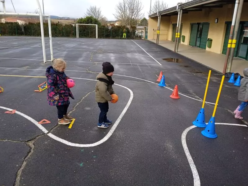 Centre de Velay Ouest (Allègre - Saint Paulien) - Vacances - Galerie Le jour je bouge, la nuit je rêve février 2026