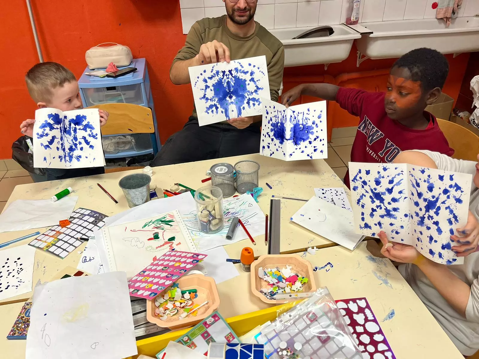 Centre de Bains & Solignac - Mercredis - Galerie Vive les couleurs