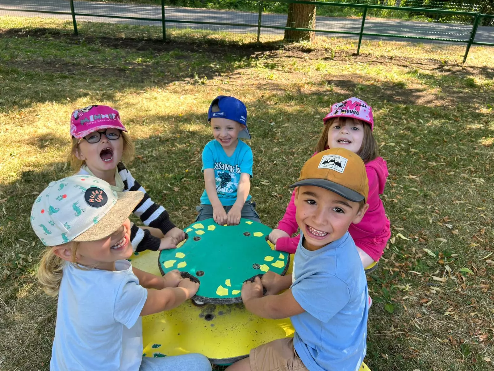 Centre de Velay Ouest (Loudes) - Vacances - Galerie JUILLET 2025 "pareil/pas pareil"