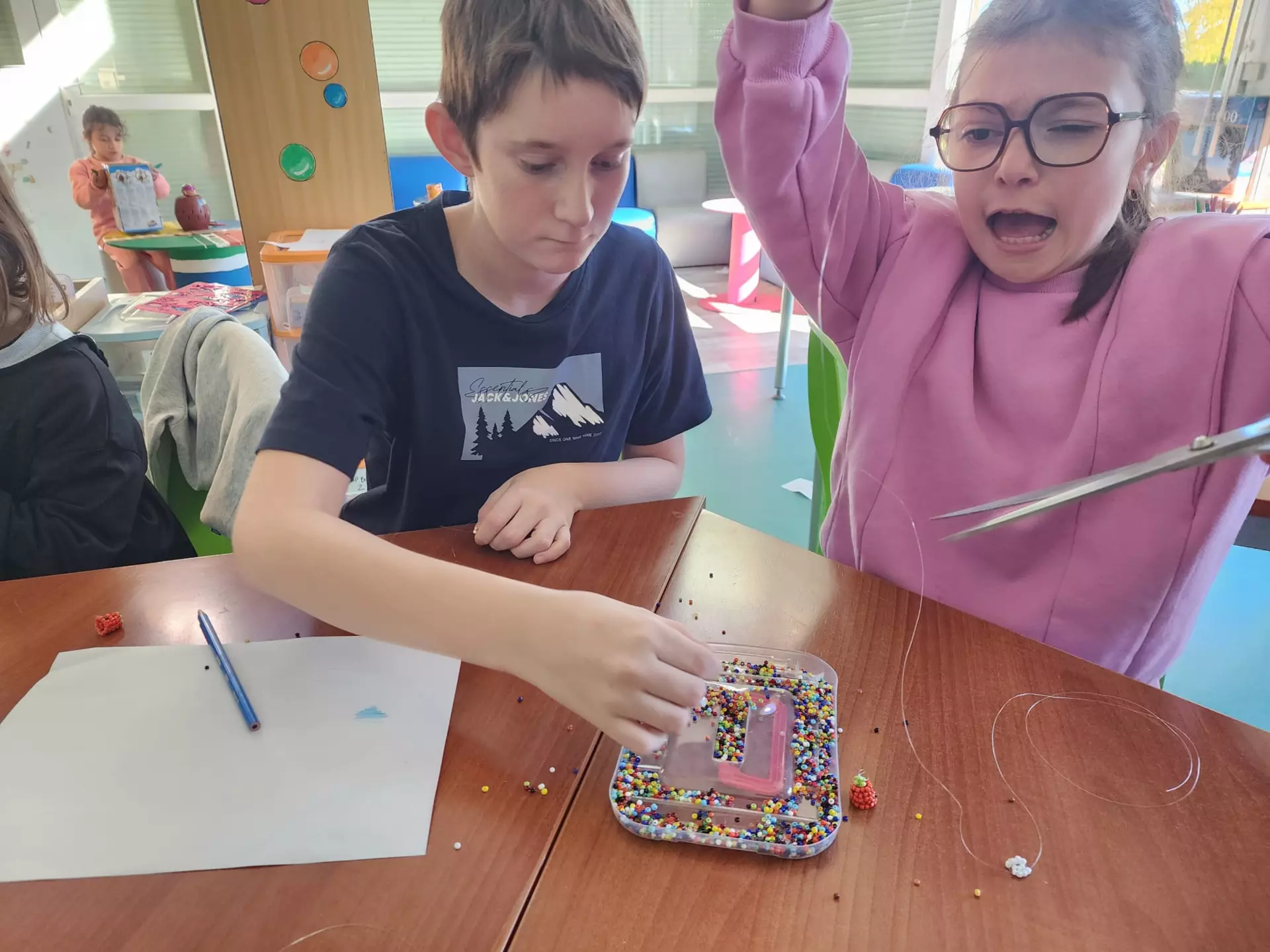 Centre de Velay Ouest (Loudes) - Vacances - Galerie AUTOMNE "grands et petits monstres"