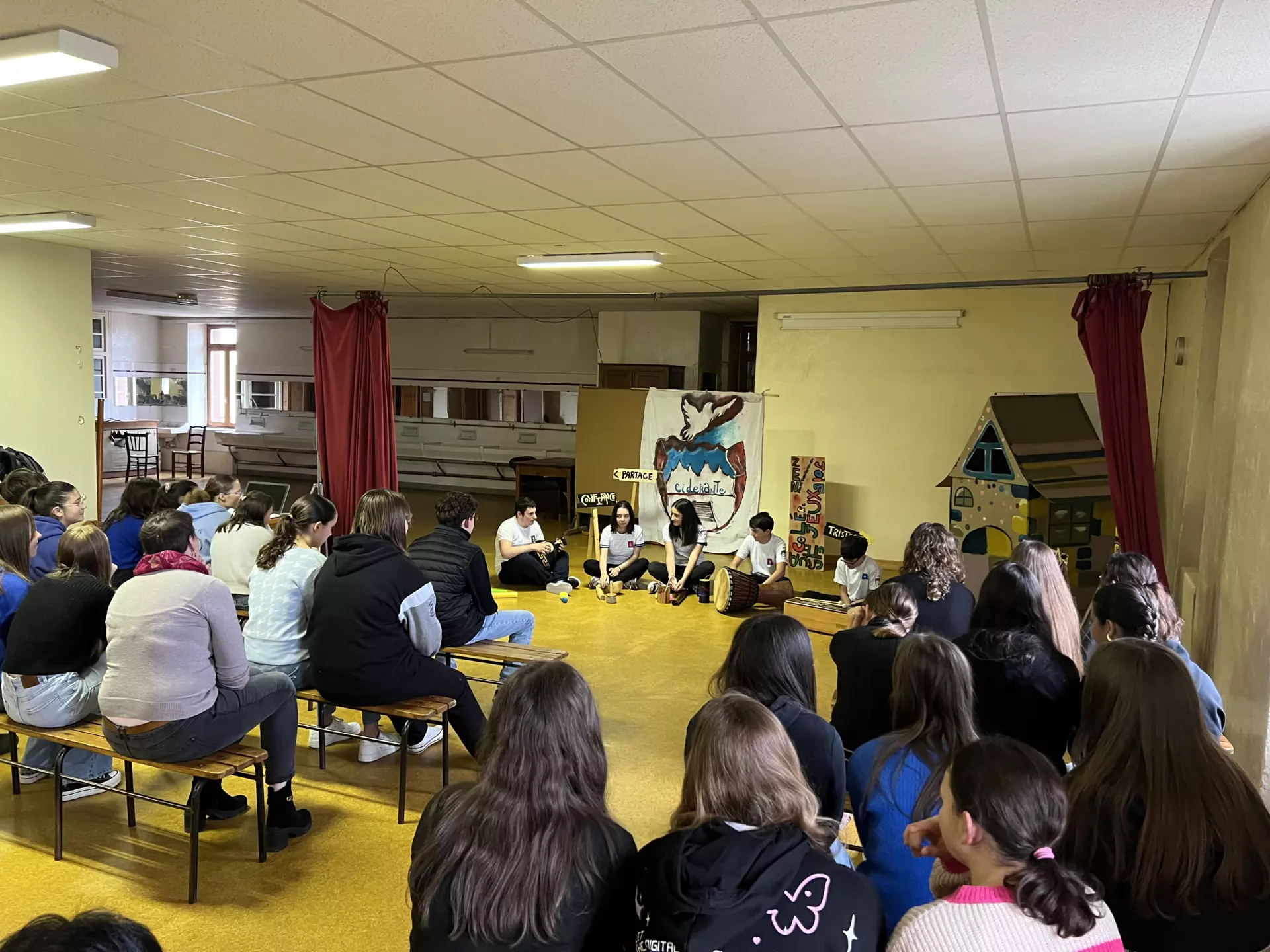 Centre de AdosClic - AdosClic - Galerie Projet C.I.D.E errante