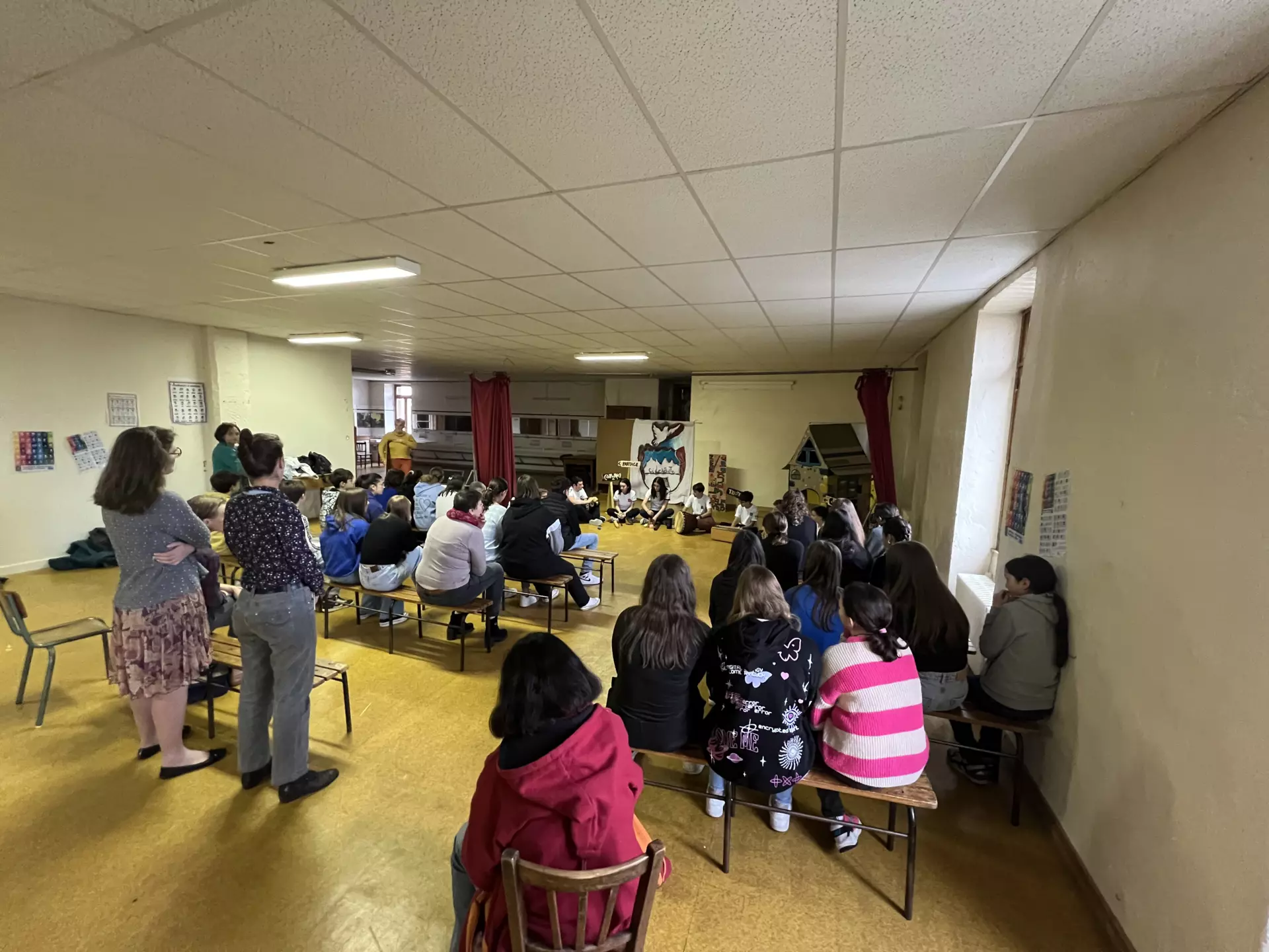 Centre de AdosClic - AdosClic - Galerie Projet C.I.D.E errante