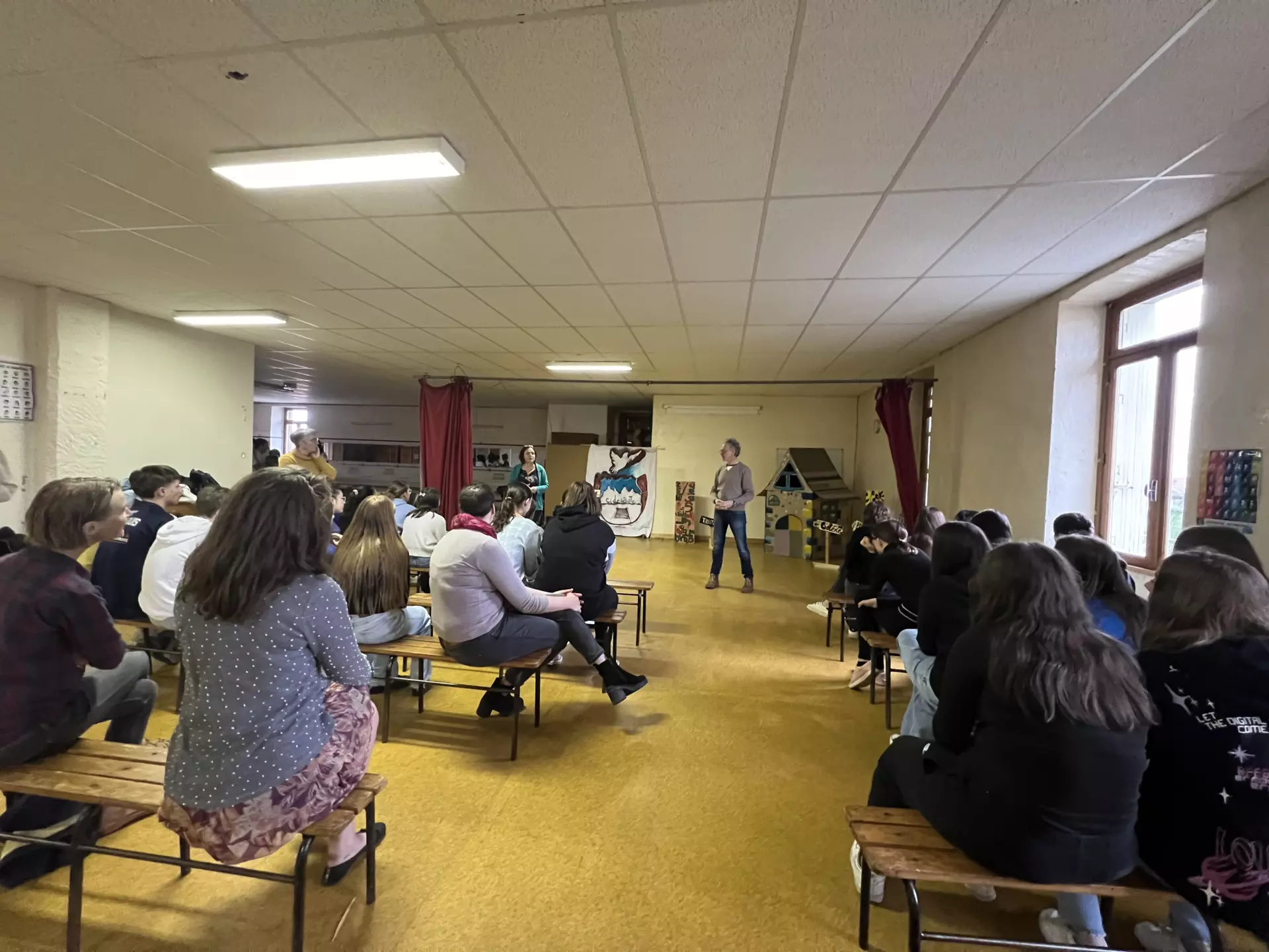 Centre de AdosClic - AdosClic - Galerie Projet C.I.D.E errante