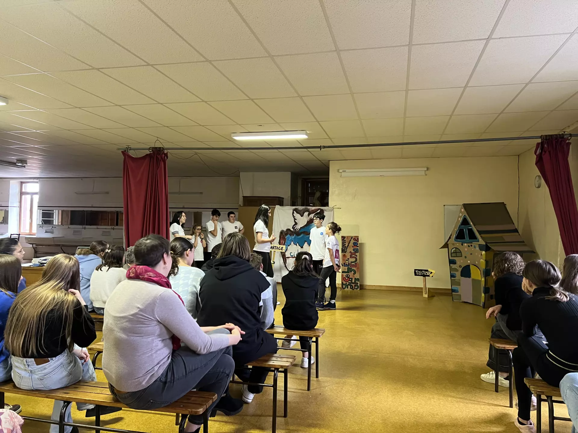 Centre de AdosClic - AdosClic - Galerie Projet C.I.D.E errante