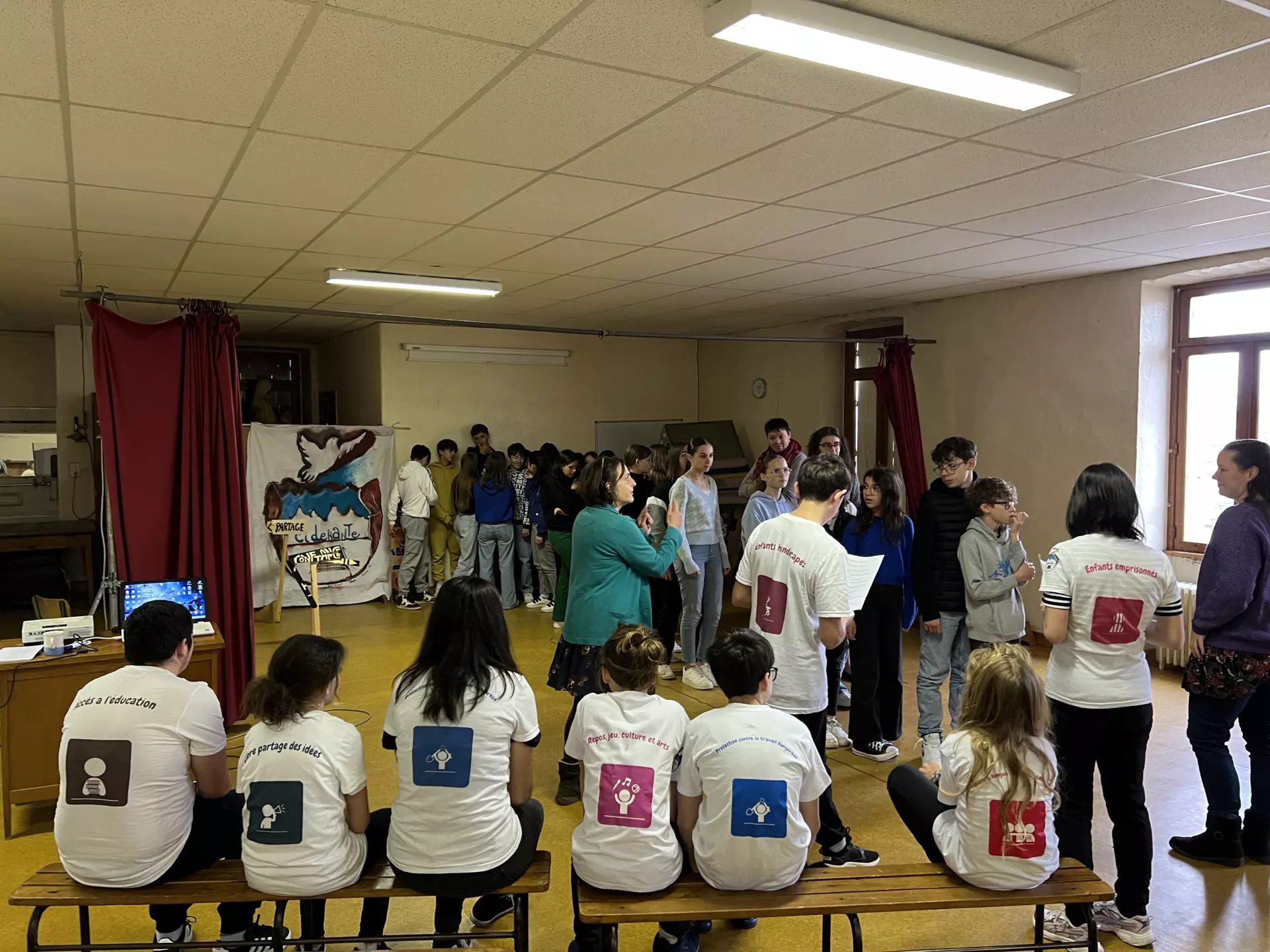 Centre de AdosClic - AdosClic - Galerie Projet C.I.D.E errante