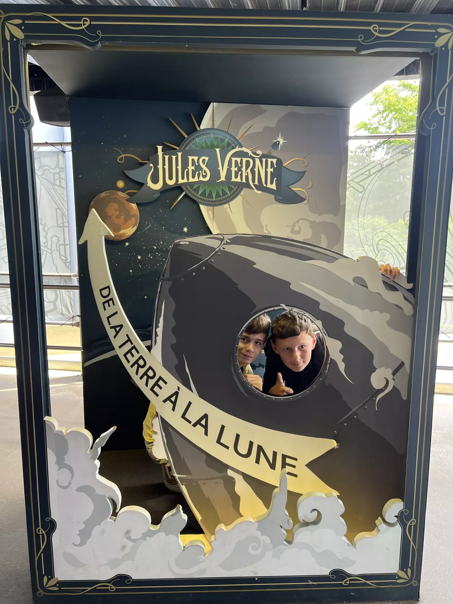 Centre de AdosClic - AdosClic - Galerie Futuroscope 29 juin